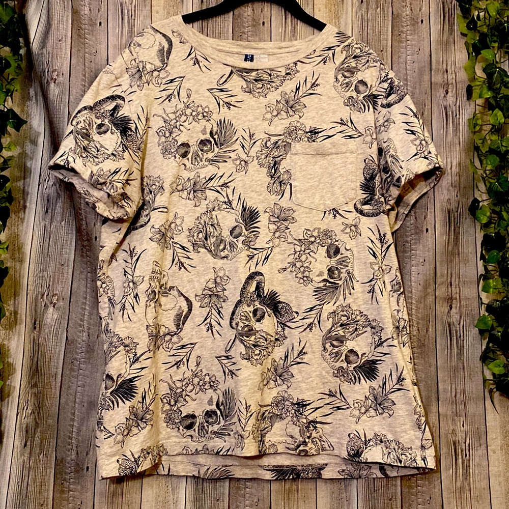 💀 H&M teeshirt